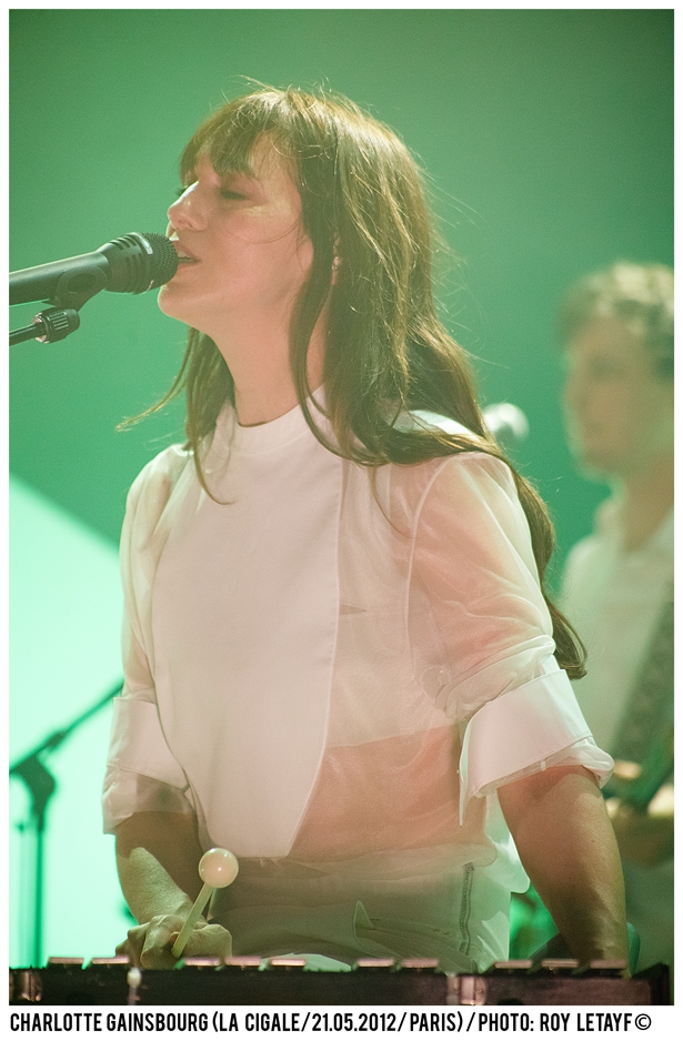 charlotte-gainsbourg_cigale_21-05-2012_4105-938